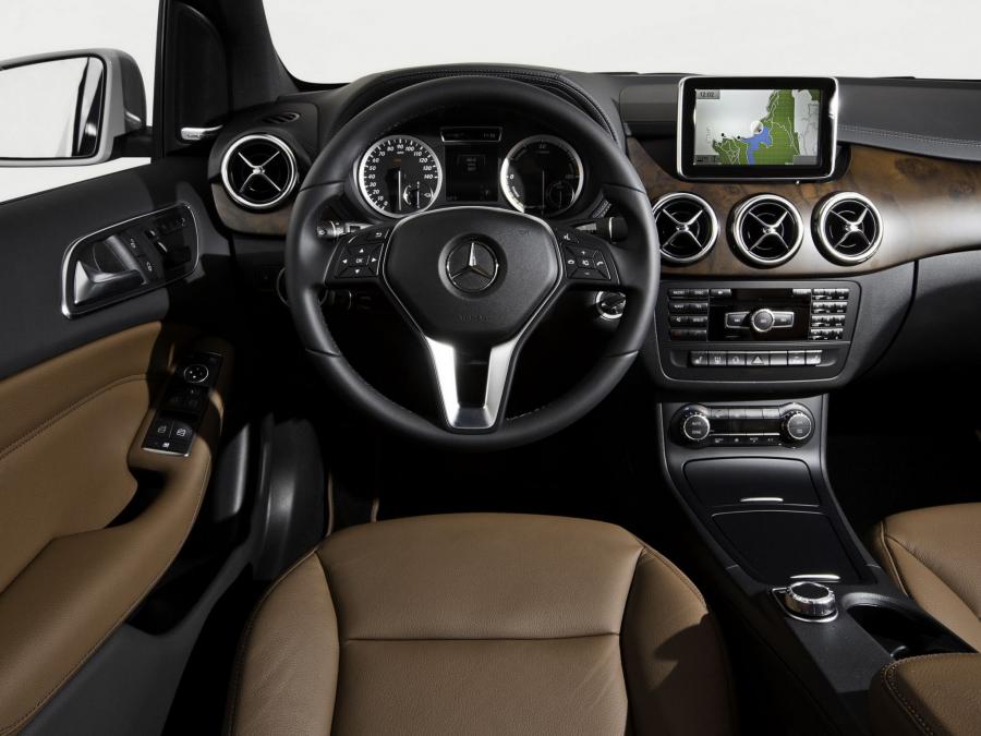  Mercedes-Benz B-Class Electric Drive 2014 года  (фото 68 из 74)